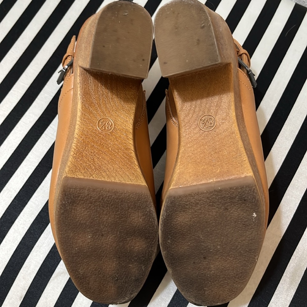 Clogs - Picture 4 of 11
